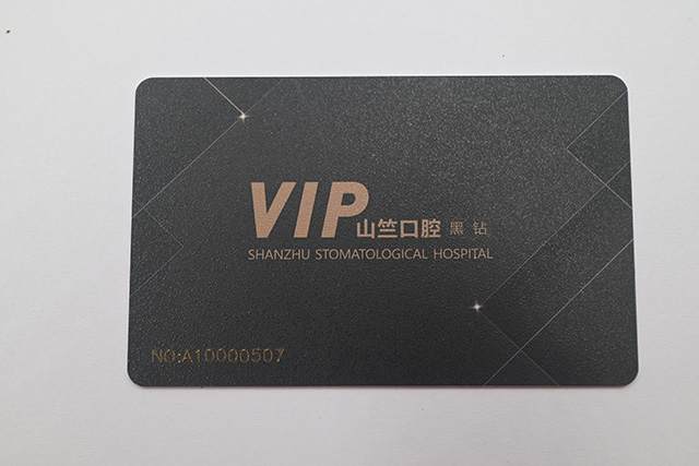 會員PVC卡制作比紙品印刷更復(fù)雜，工序更多