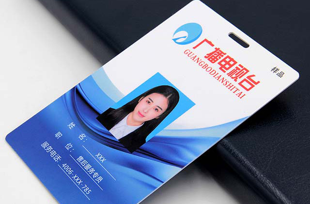 會(huì)員卡太多沒(méi)地方放？廢物利用做出實(shí)用卡包
